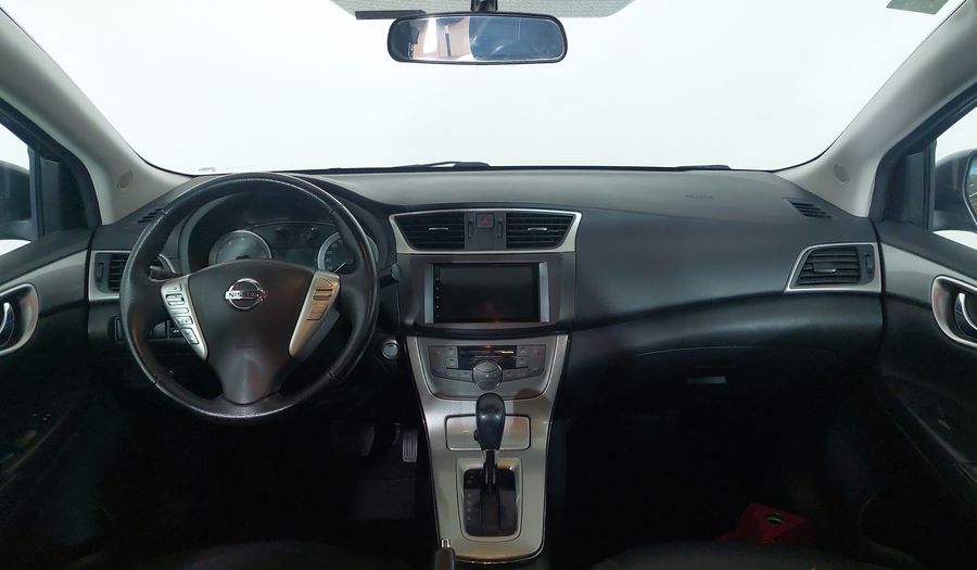 Nissan Sentra 2.0 SV CVT Sedan 2016