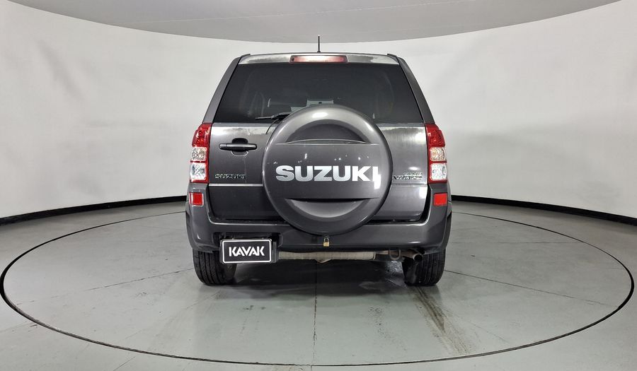 Suzuki Grand Vitara 2.4 L4 GL AT Suv 2013