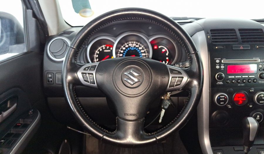 Suzuki Grand Vitara 2.4 L4 GL AT Suv 2013