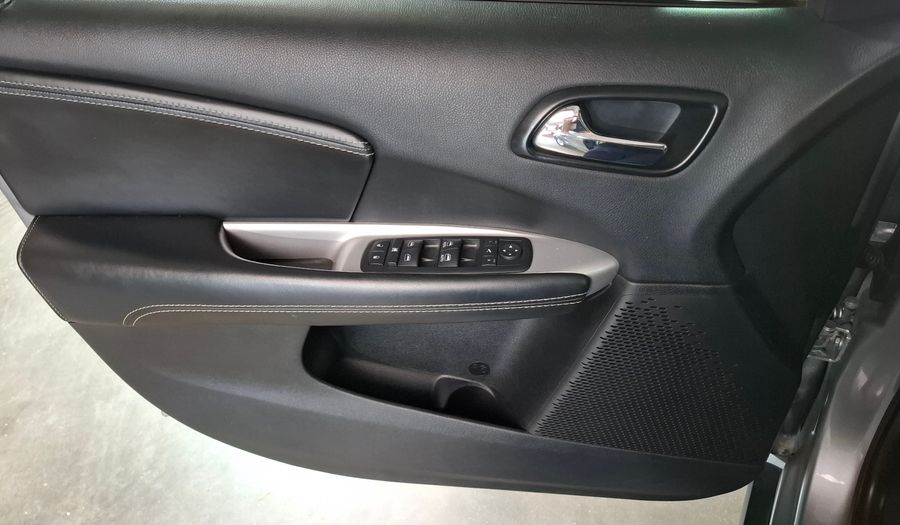 Dodge Journey 2.4 SXT TECHO DVD AUTO Suv 2017