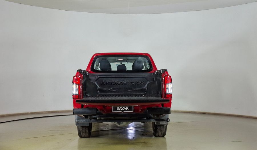 Mitsubishi L200 2.2 T KATANA CR DC Pickup 2024