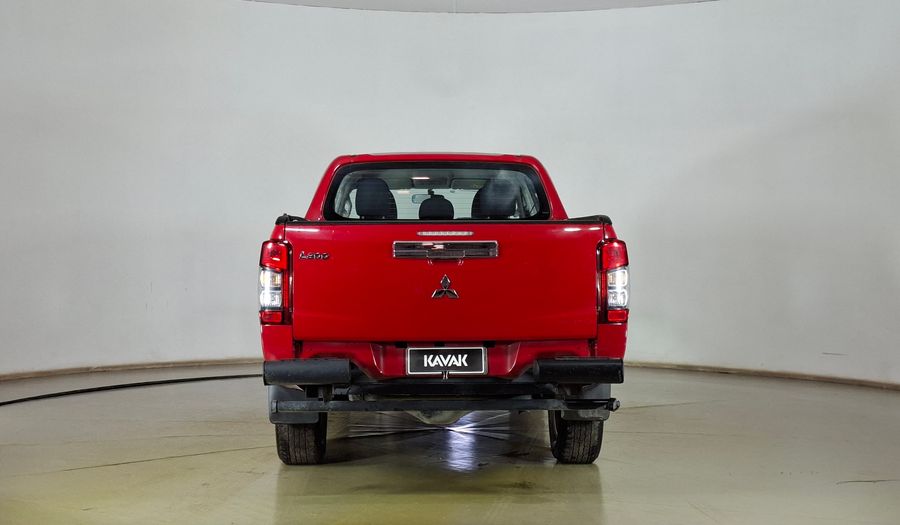Mitsubishi L200 2.2 T KATANA CR DC Pickup 2024