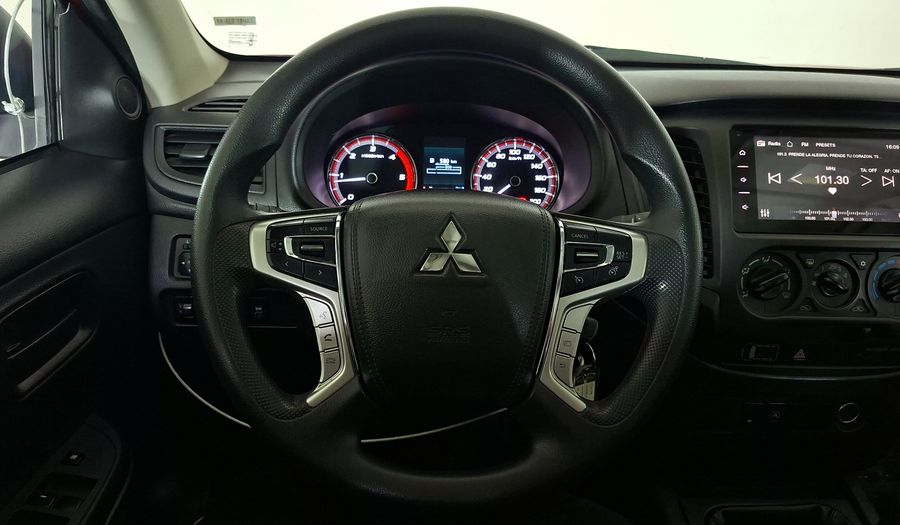 Mitsubishi L200 2.2 T KATANA CR DC Pickup 2024