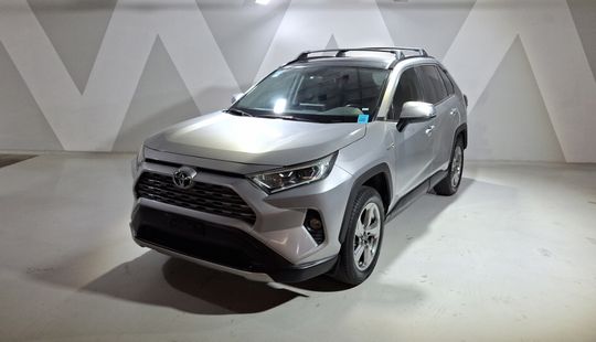 Toyota • RAV4