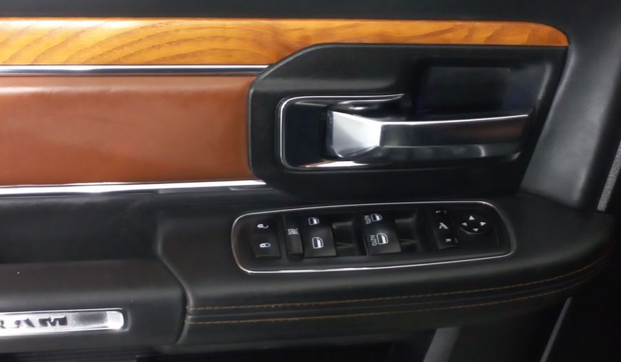 Ram 2500 5.7 LONGHORN CREW CAB 4X4 V8 8AT Pickup 2017