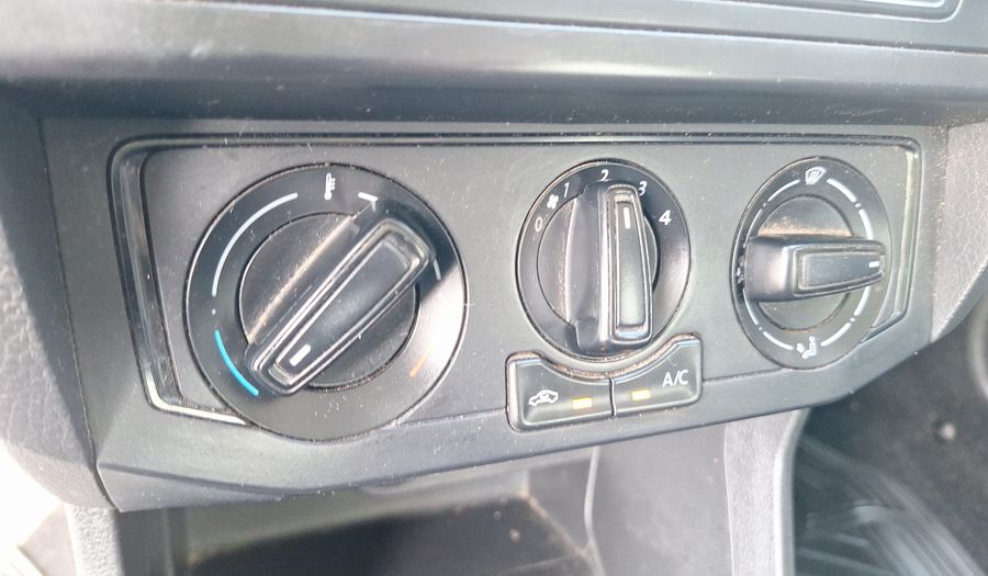 Volkswagen Voyage 1.6 COMFORTLINE Sedan 2022