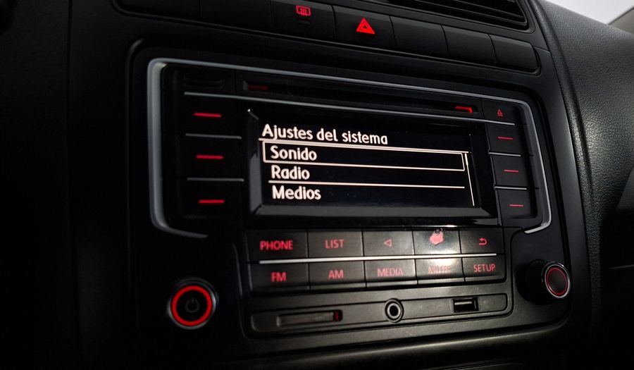 Volkswagen Polo 1.6 STARTLINE Hatchback 2020