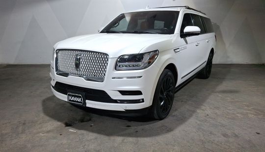 Lincoln • Navigator