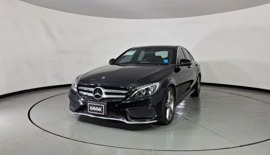 Mercedes Benz • Clase C