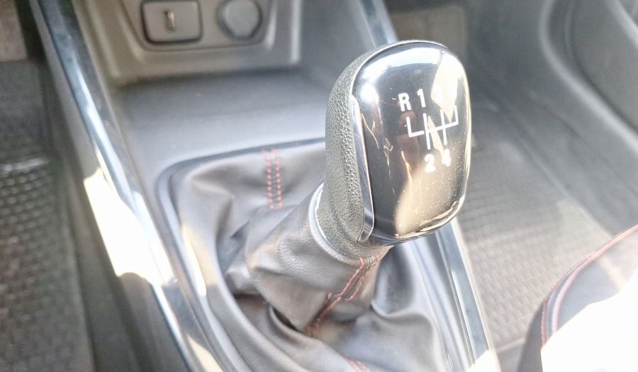 Chevrolet Onix 1.0T RS Hatchback 2021