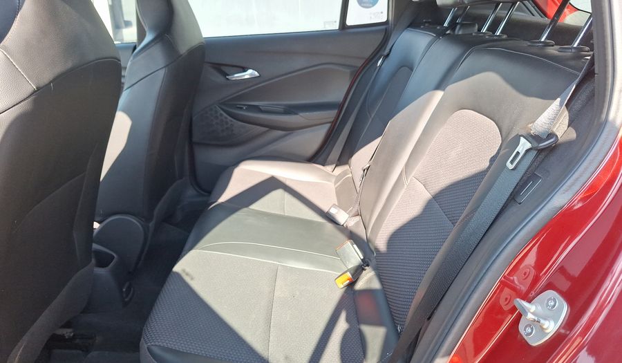 Chevrolet Onix 1.0T RS Hatchback 2021