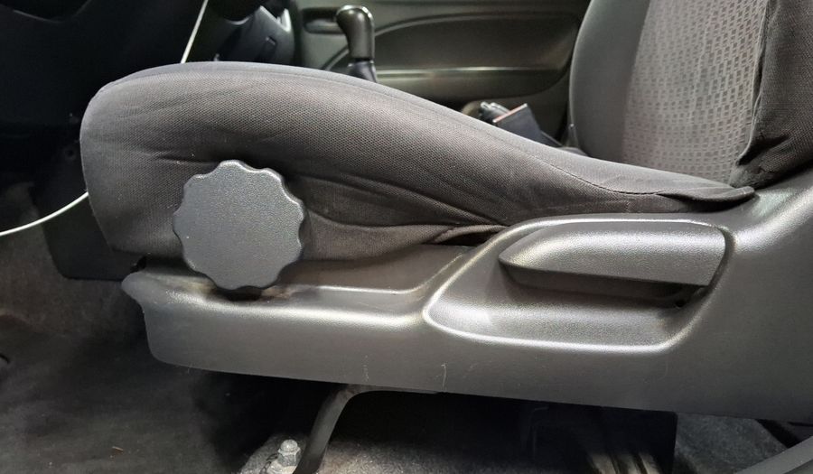 Mitsubishi Mirage 1.2 GLX MT Hatchback 2017