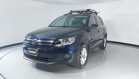 Volkswagen • Tiguan