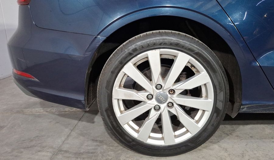 Audi A3 2.0 SELECT DCT Sedan 2018