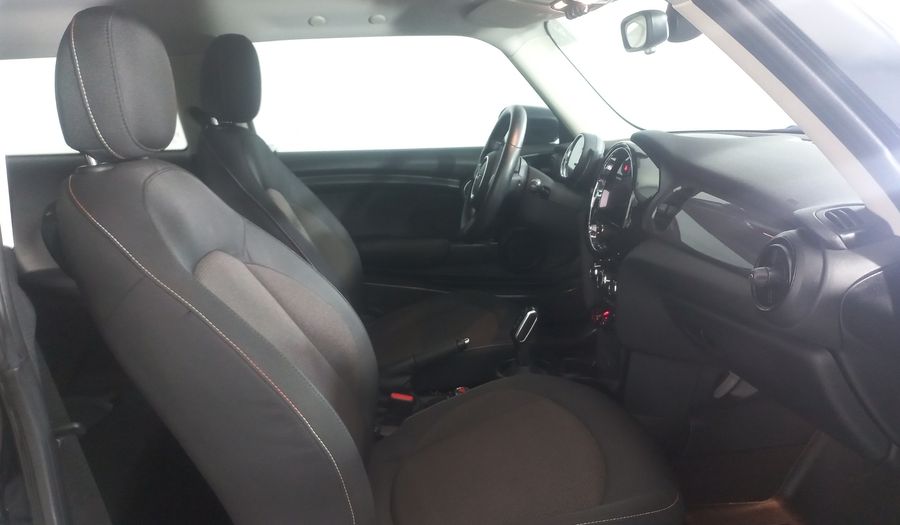 Mini Cooper 1.5 COOPER ESSENTIAL DCT Hatchback 2022