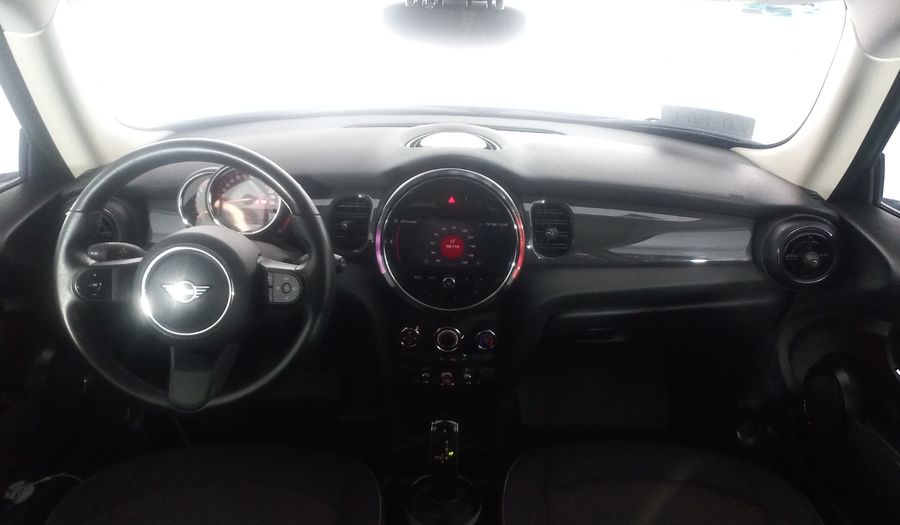Mini Cooper 1.5 COOPER ESSENTIAL DCT Hatchback 2022