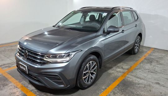 Volkswagen • Tiguan