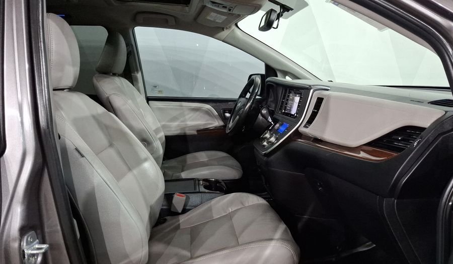 Toyota Sienna 3.5 LIMITED AUTO Minivan 2019