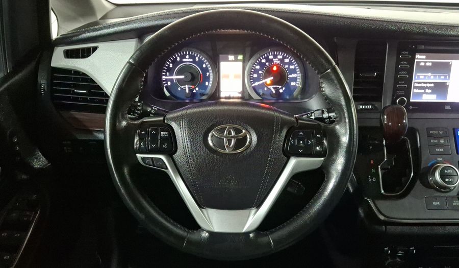 Toyota Sienna 3.5 LIMITED AUTO Minivan 2019