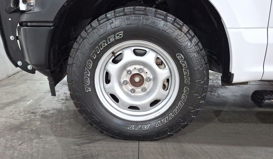 Ford F-150 5.0 V8 XL CREW CAB AUTO 4WD Pickup 2019