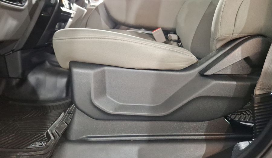 Ford F-150 5.0 V8 XL CREW CAB AUTO 4WD Pickup 2019