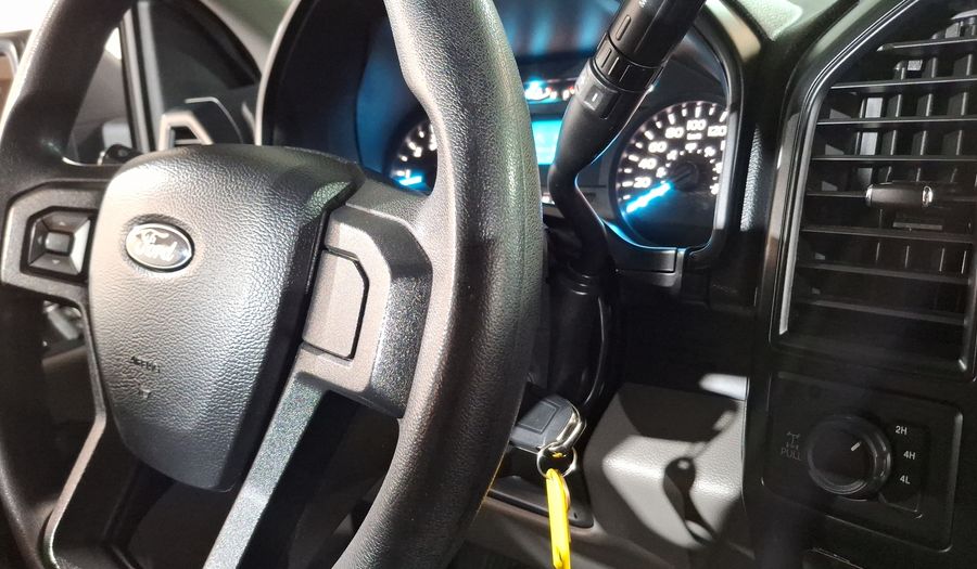 Ford F-150 5.0 V8 XL CREW CAB AUTO 4WD Pickup 2019