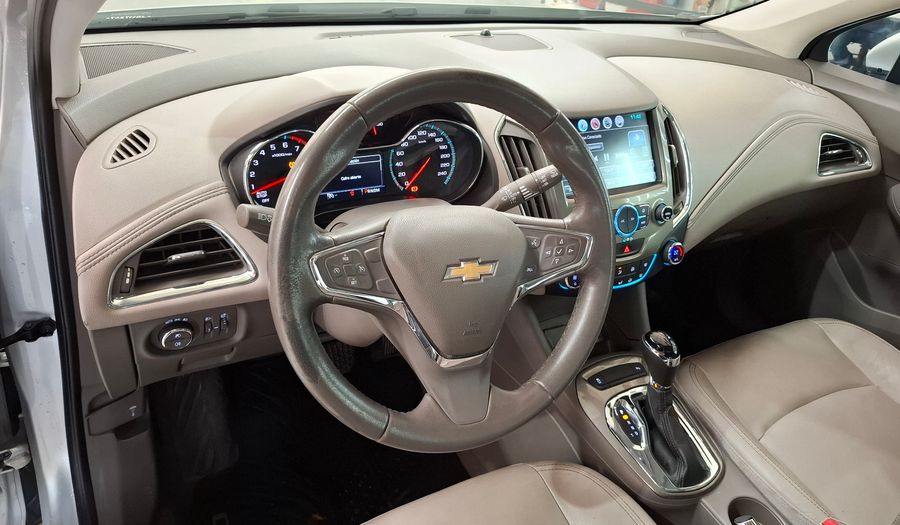 Chevrolet Cruze Ii 1.4 LTZ AT Hatchback 2018