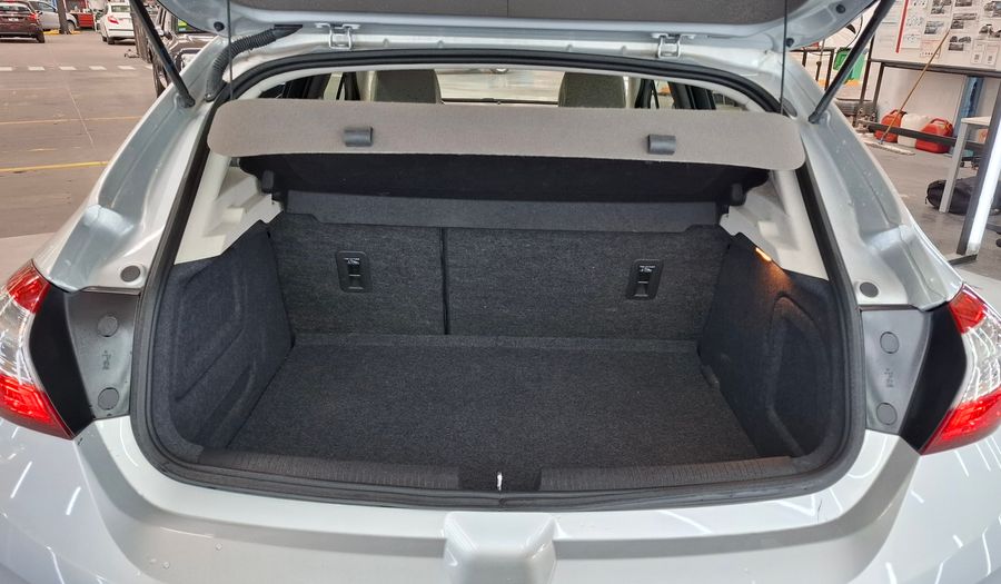 Chevrolet Cruze Ii 1.4 LTZ AT Hatchback 2018