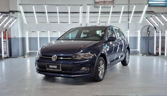 Volkswagen • Polo