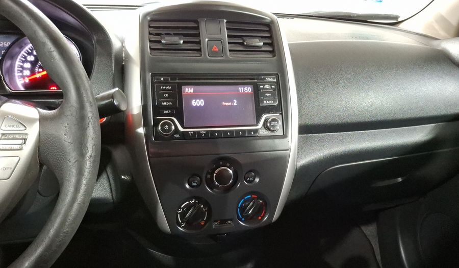 Nissan Versa 1.6 ADVANCE TA AC Sedan 2015
