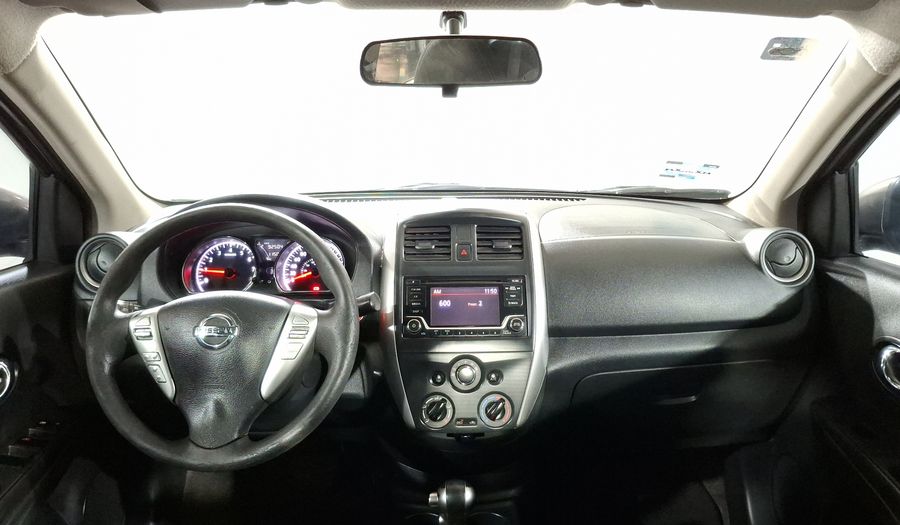 Nissan Versa 1.6 ADVANCE TA AC Sedan 2015