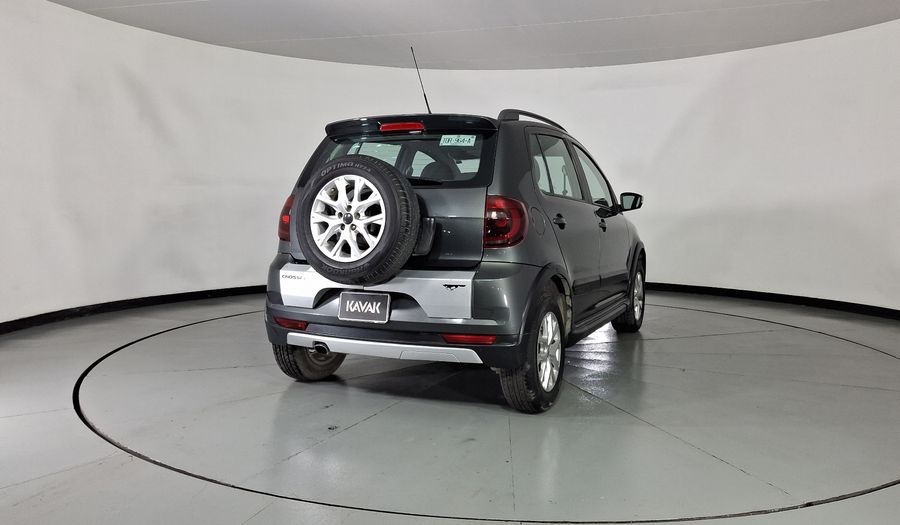 Volkswagen Crossfox 1.6 CROSSFOX BASE MT Hatchback 2014