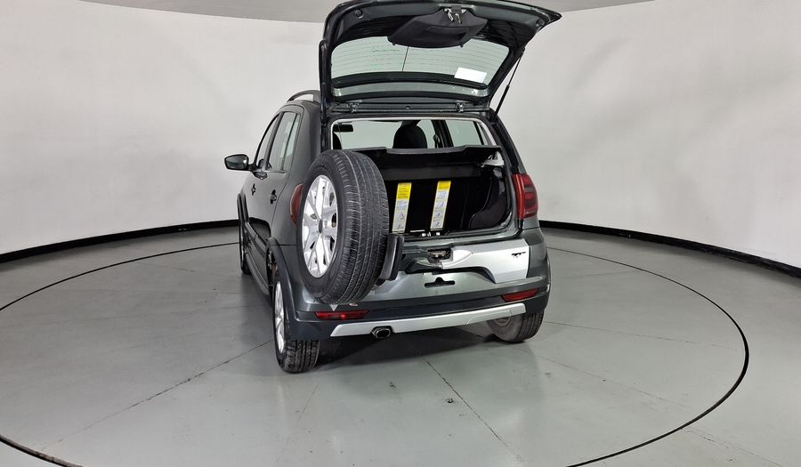 Volkswagen Crossfox 1.6 CROSSFOX BASE MT Hatchback 2014