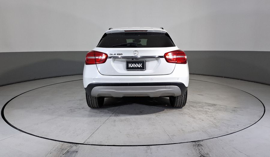 Mercedes Benz Clase Gla 1.6 GLA 180 CGI Suv 2017