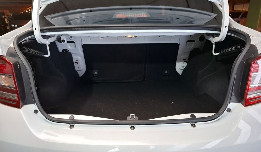 Renault Logan 1.6 INTENS Sedan 2024