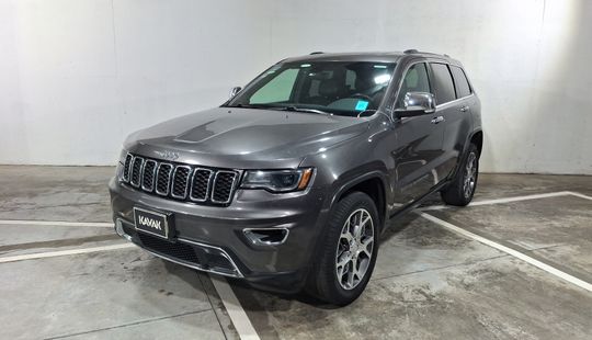 2021 • 63,822 km • Automático