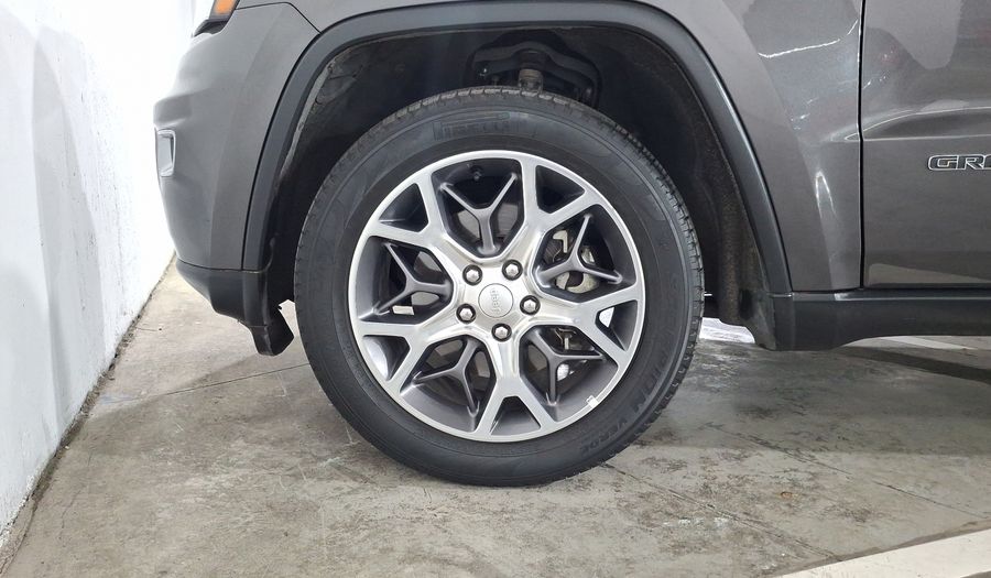 Jeep Grand Cherokee 3.6 LIMITED LUJO V6 AUTO Suv 2021