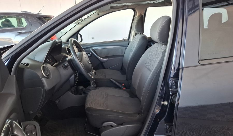 Renault Duster 2.0 PRIVILEGE MT 4X2 Suv 2012