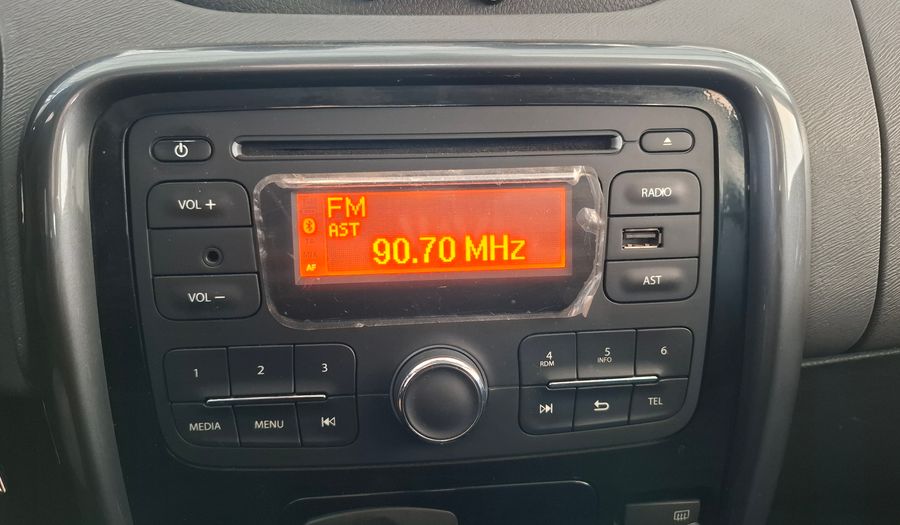 Renault Duster 2.0 PRIVILEGE MT 4X2 Suv 2012