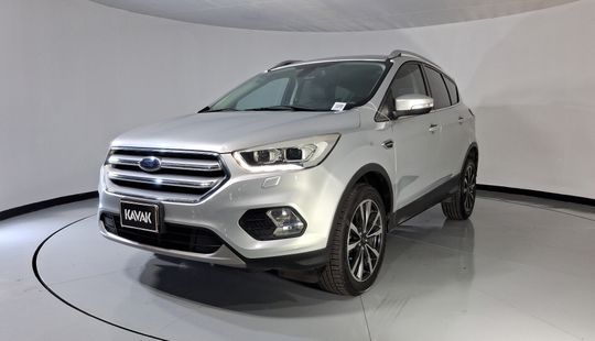 Ford • Escape