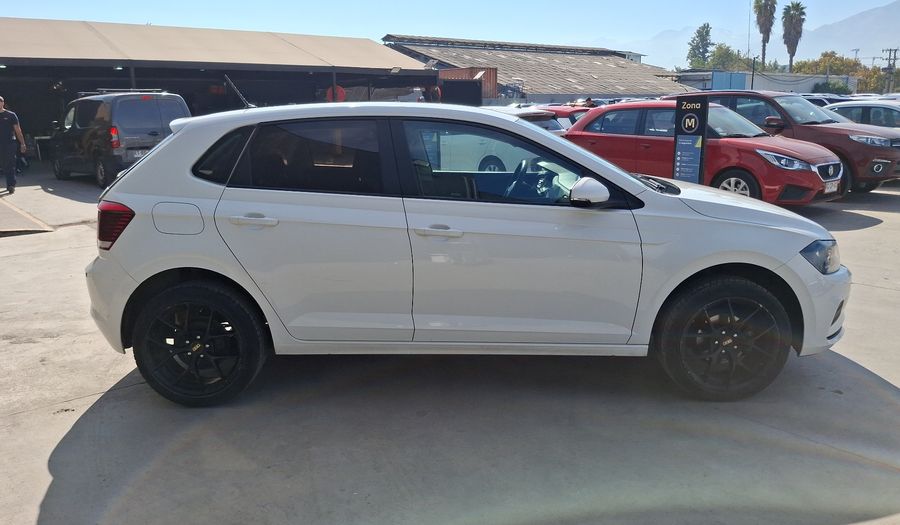 Volkswagen Polo 1.6 110 CV TRENDLINE Hatchback 2022