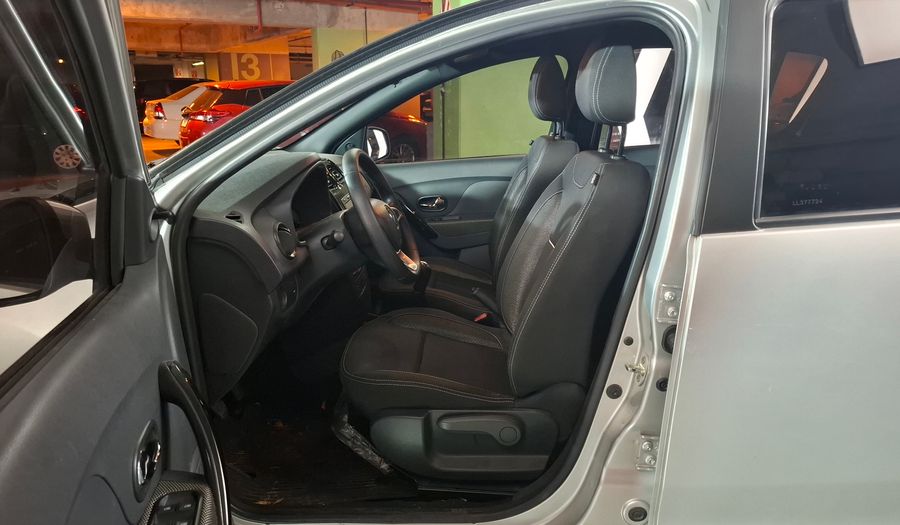 Renault Sandero 1.6 ZEN Hatchback 2020