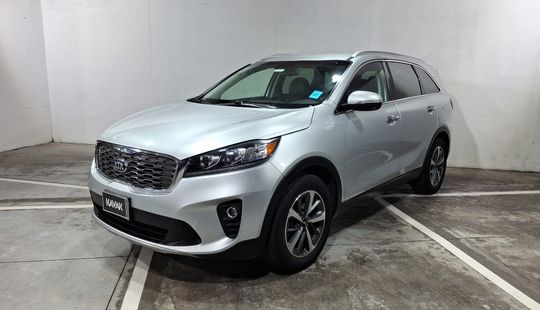 Kia • Sorento