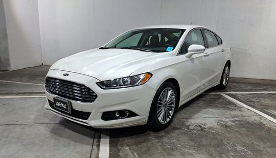 Ford • Fusion