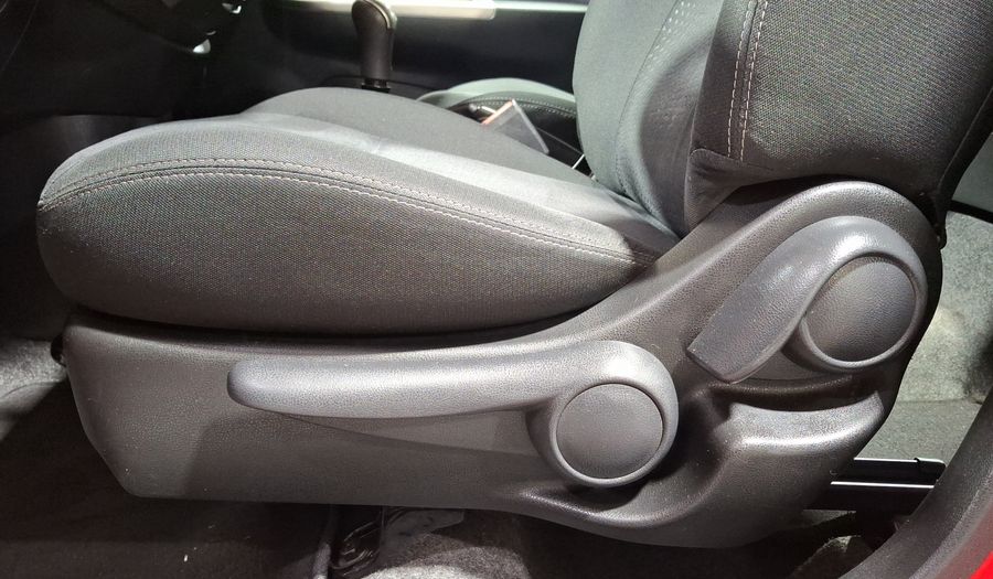 Nissan March 1.6 ADVANCE Hatchback 2018