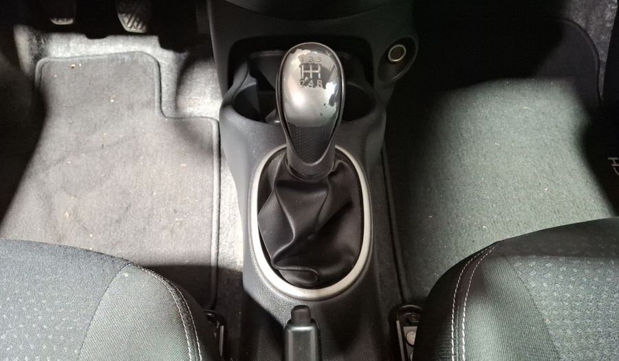 Nissan March 1.6 ADVANCE Hatchback 2018