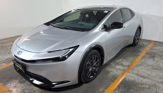Toyota • Prius