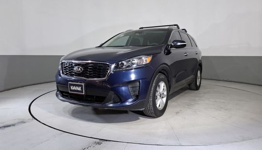 Kia • Sorento