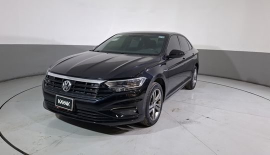 Volkswagen • Jetta
