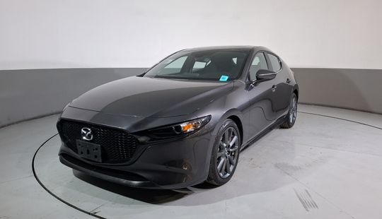 Mazda • Mazda 3